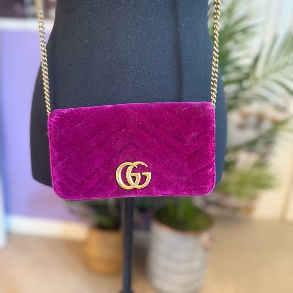 Gucci Velvet Chain Bag - Purple